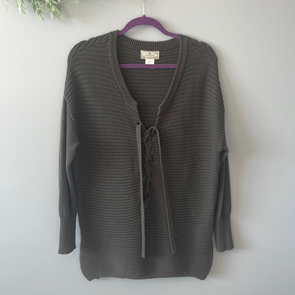 🍂 3/$20 EUC Ruby Moon Oversized Tunic Length Lace-up Front Sweater Size Medium